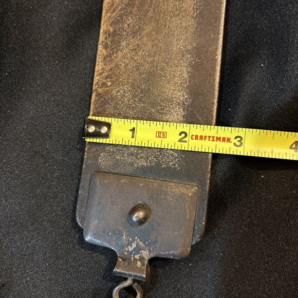 Antique Barber Shop 24” Thick Strop Blade Sharpening Leather & Metal Hardware - Picture 12 of 13
